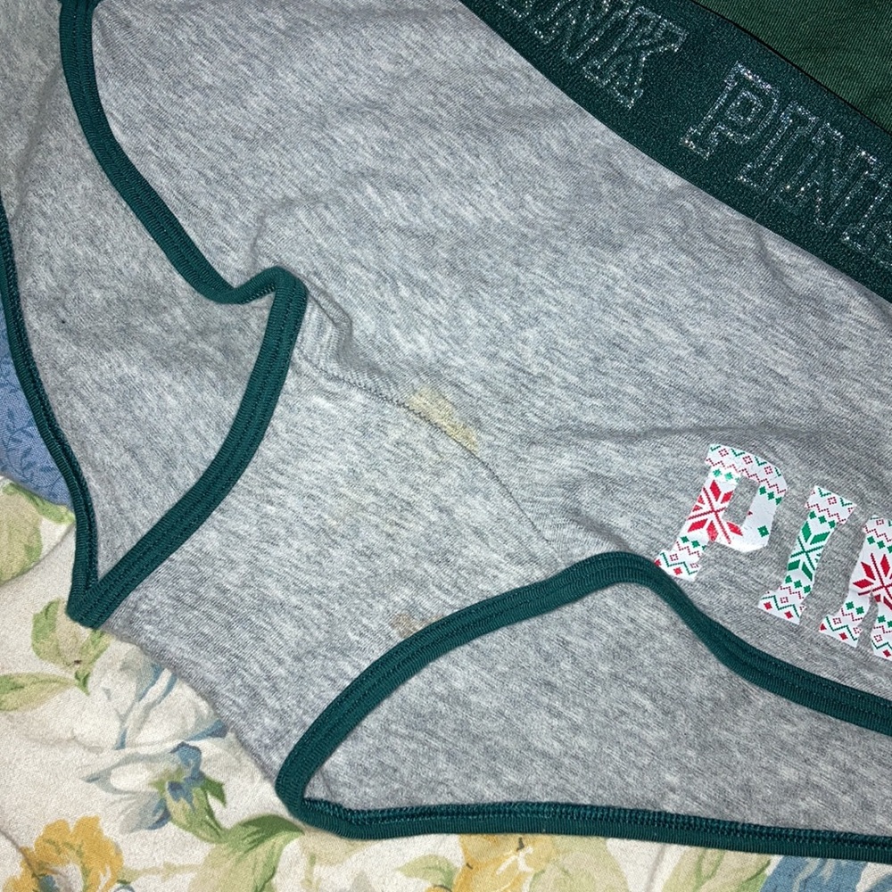 Vs Pink Bundle - image 4